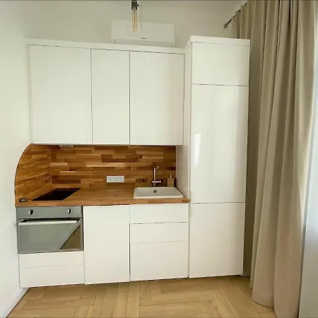 Picturesque Old Town With Charming Balcony Kaunas