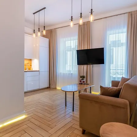 דירה Picturesque Old Town With Charming Balcony *