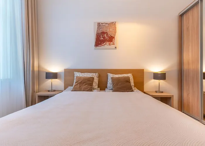 Picturesque Old Town With Charming Balcony * קובנה