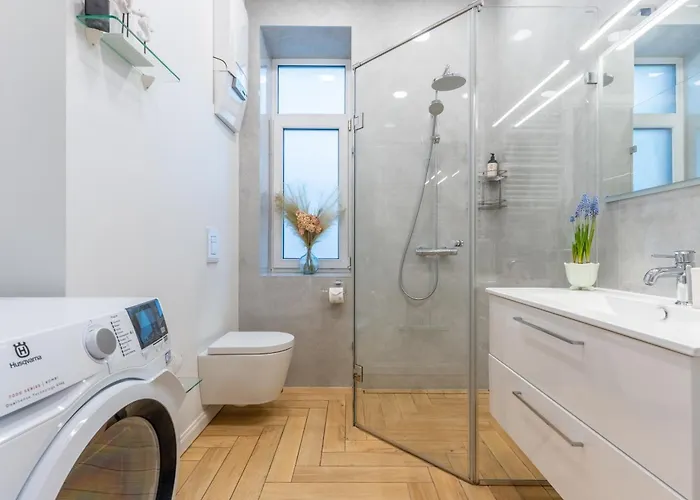 דירה Picturesque Old Town With Charming Balcony